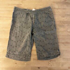 Anthropologie Hei Hei Vintage Olive Gray Eyelet Linen Bermuda Shorts | Size 10